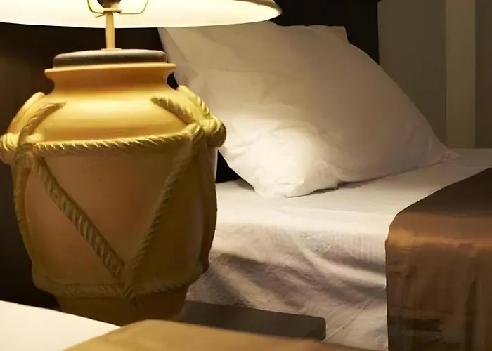 Grand Pinnacle Hotel
