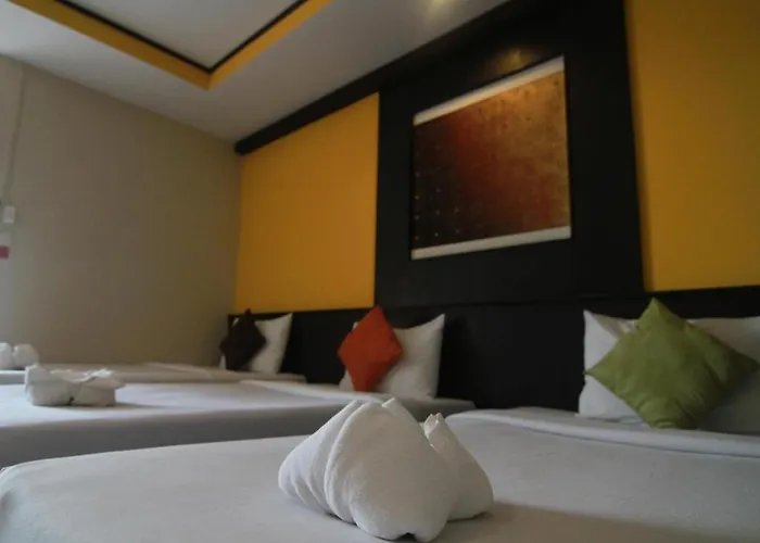 Hotel Grand Pinnacle