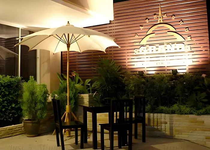 Hotel Grand Pinnacle 3*