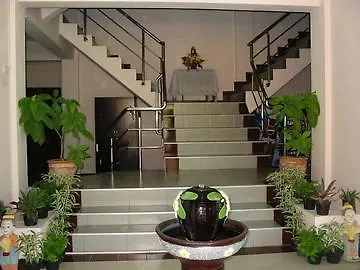 Grand Pinnacle Hotel